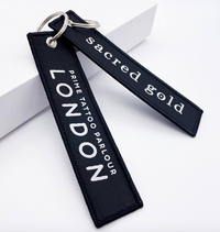 Llaveros de tela bordados Llaveros de tela bordados